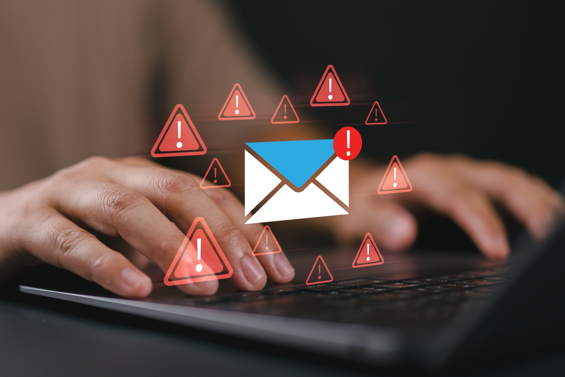 Symbol photo for e-mail fraud