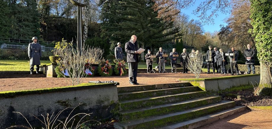 Memorial ceremony at the memorial in Idar last year.