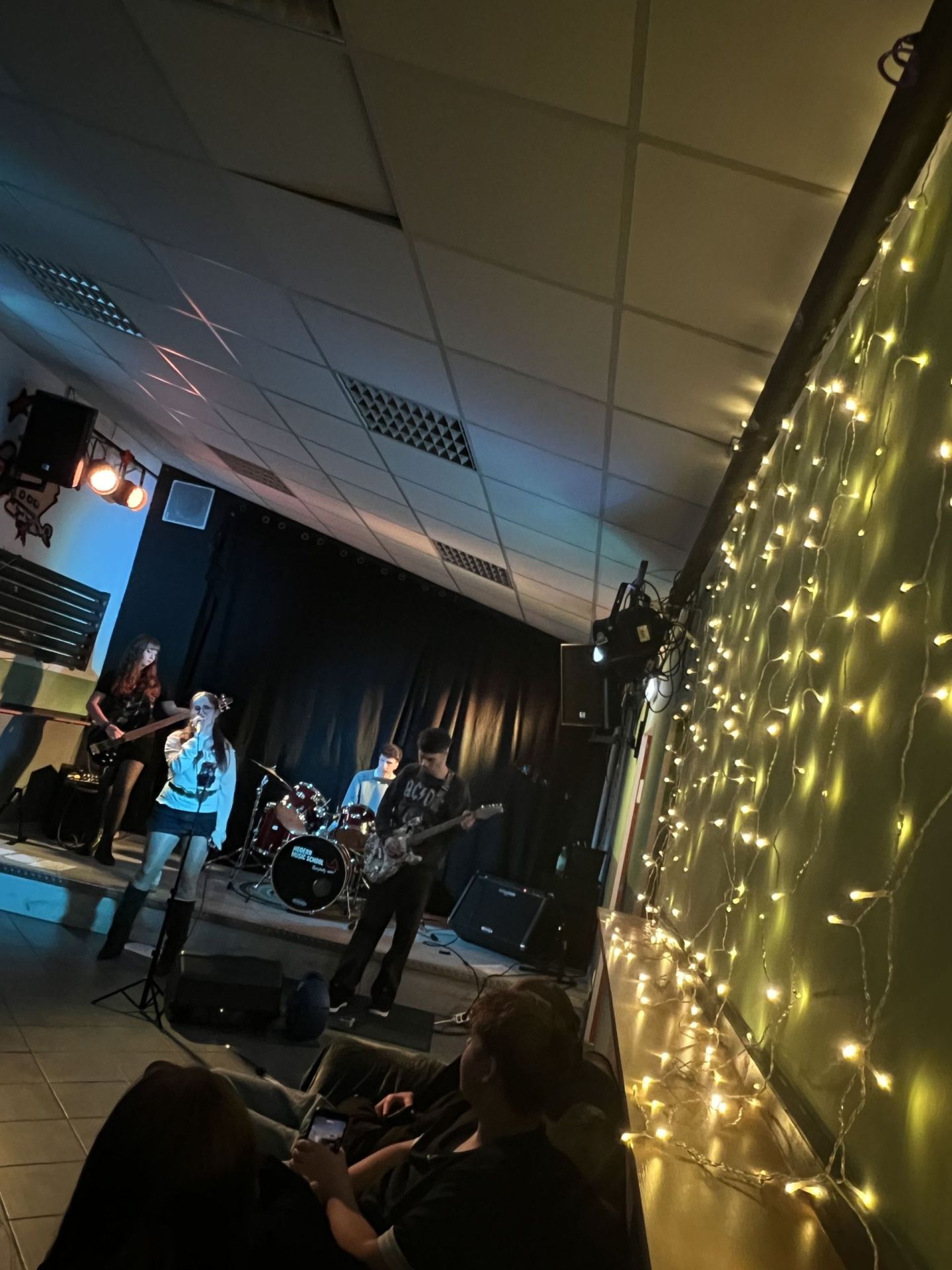 The photo shows the festively decorated JAM during the performance of the band Twenty2's.