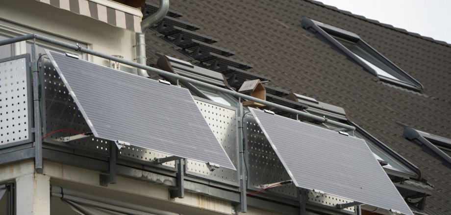 Balcony power plant on an upper floor terrace
