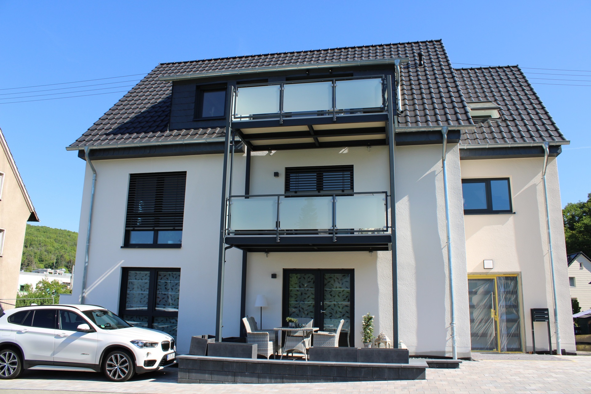 The photo shows the winning building from the last façade competition.