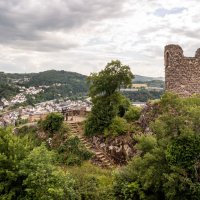 View of the Bosselstein castle ruins.