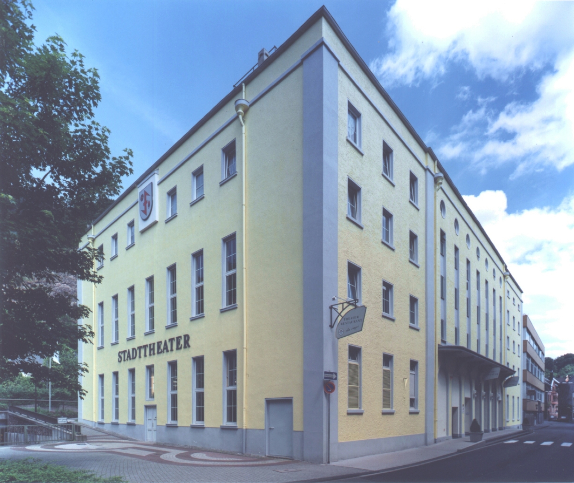Exterior view of the Stadttheater
