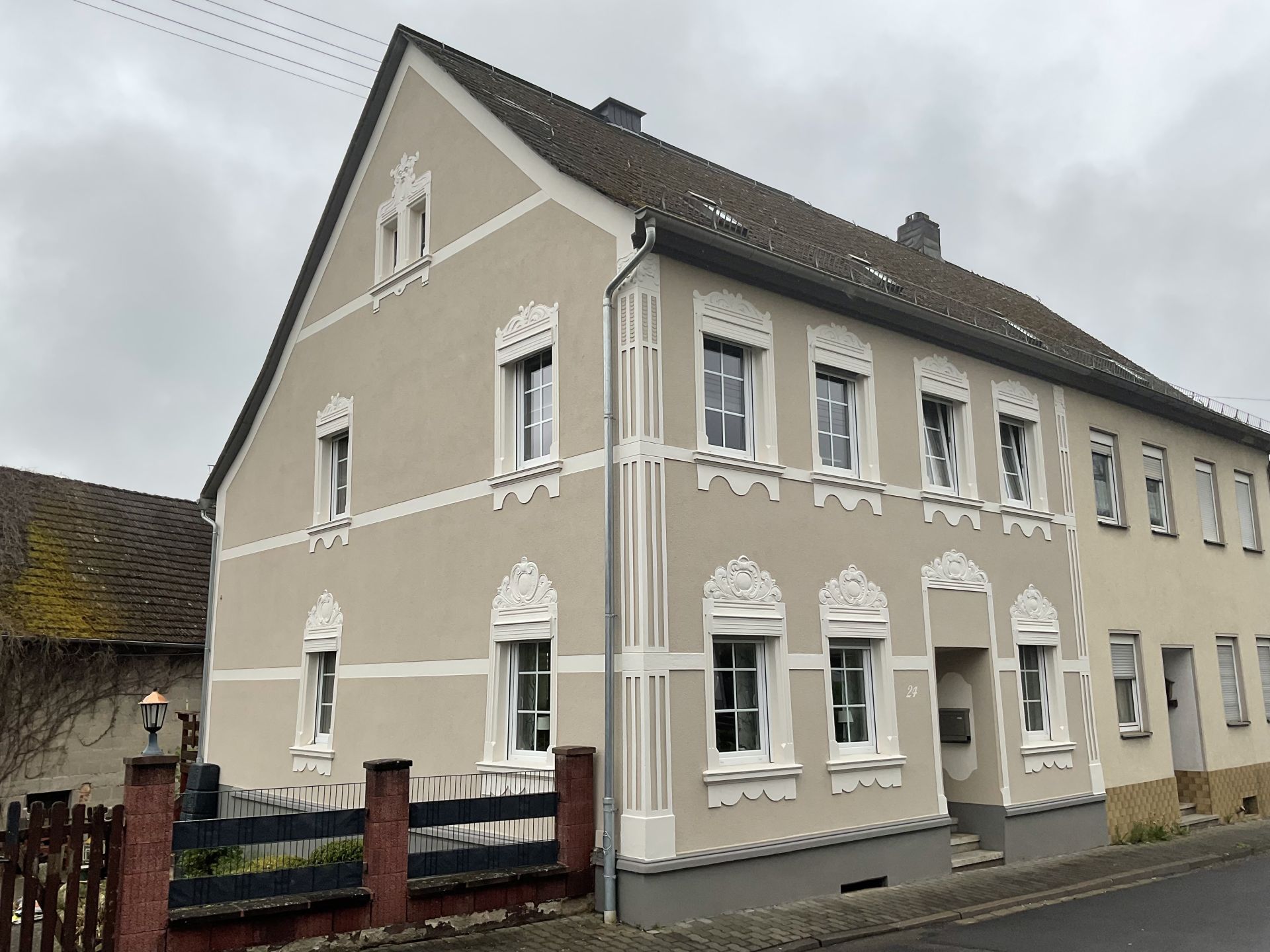 Cette conception a convaincu le jury et a permis aux propriétaires de la maison du concours précédent de remporter le premier prix.