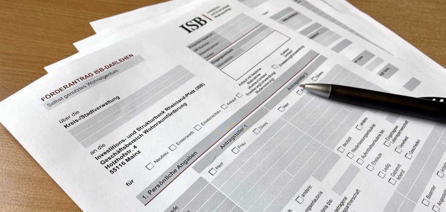 Das Foto zeigt das Formular für einen Förderantrag der ISB.