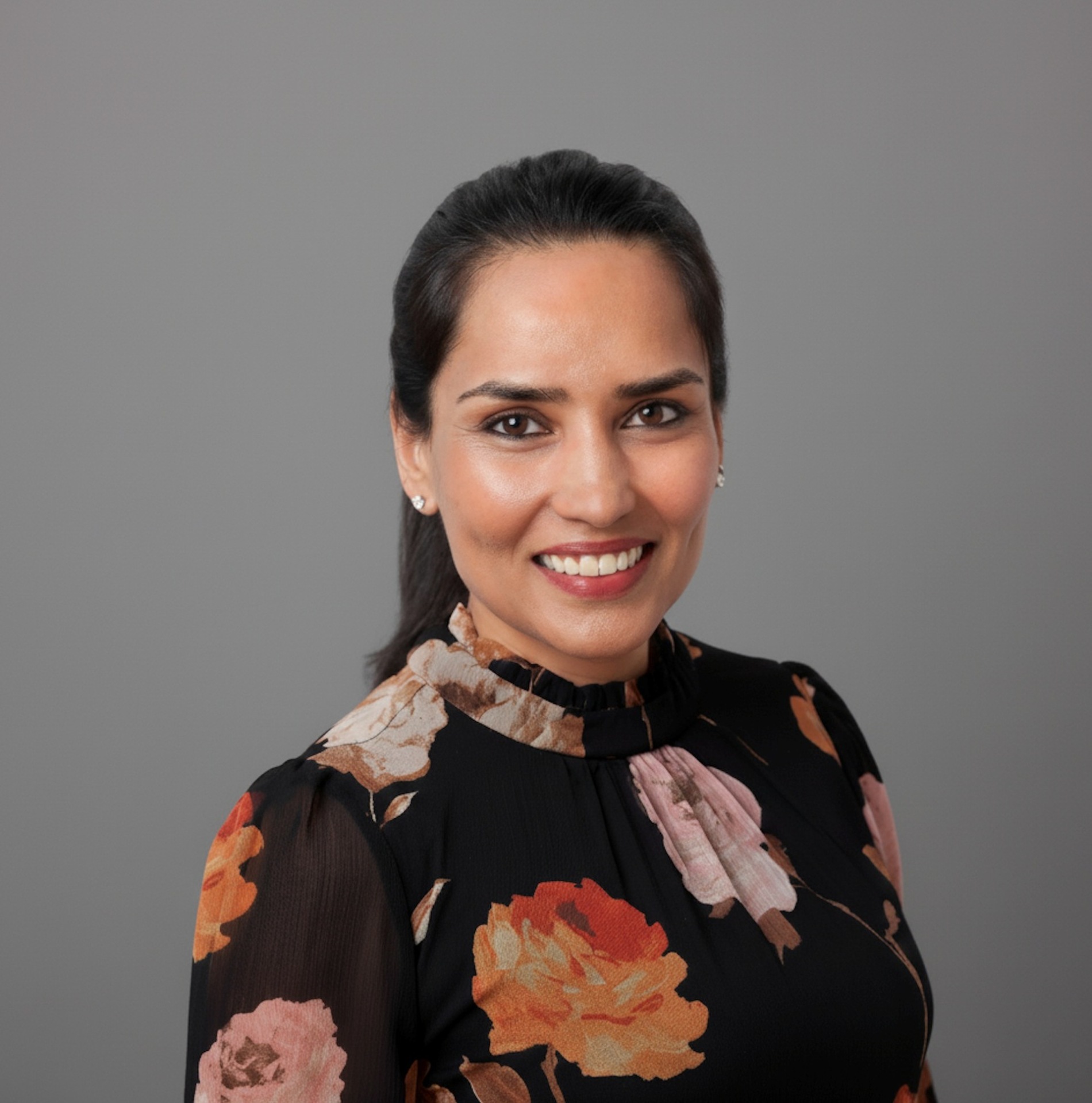 Portraitfoto von Frau Jain